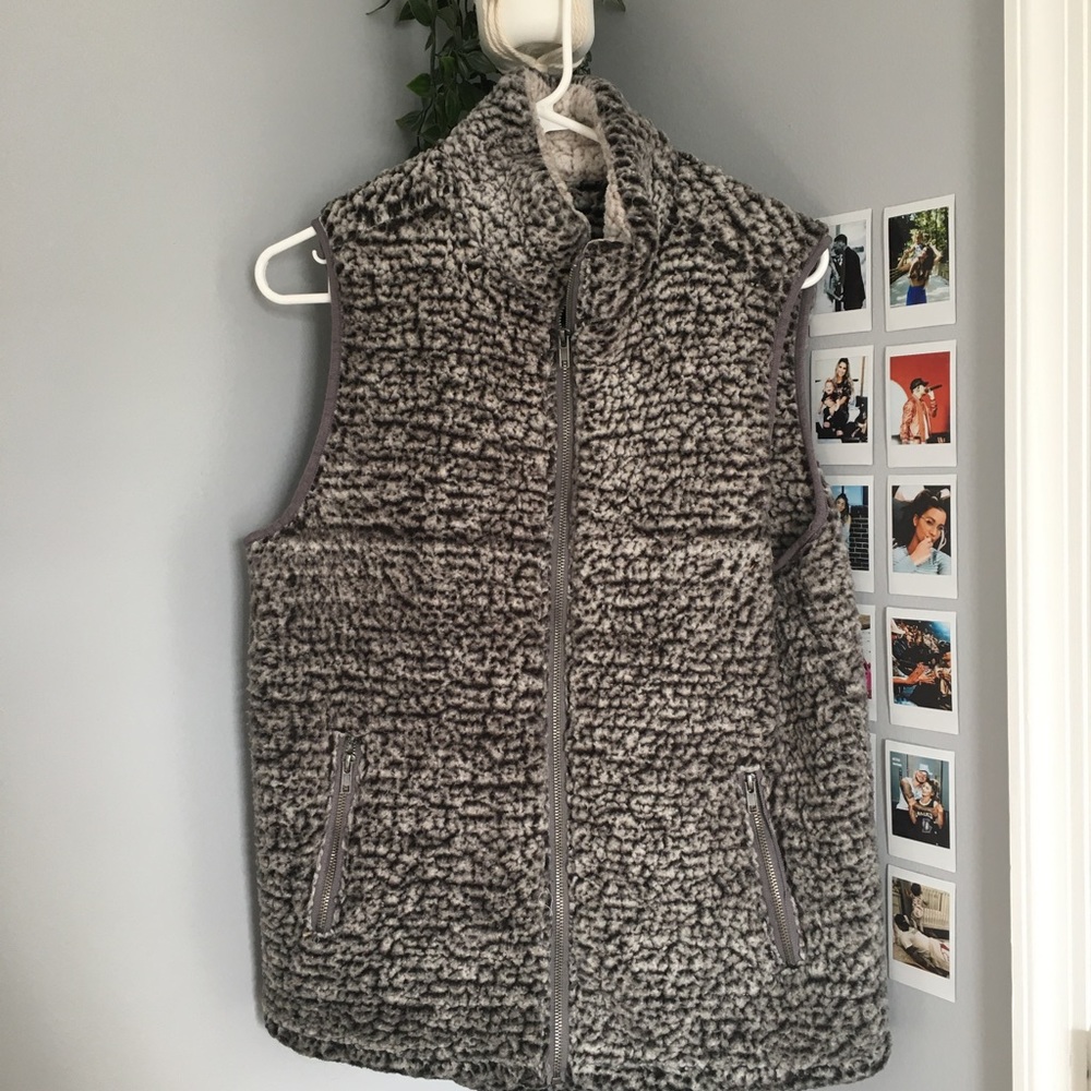 THREAD AND SUPPLY SHERPA VEST